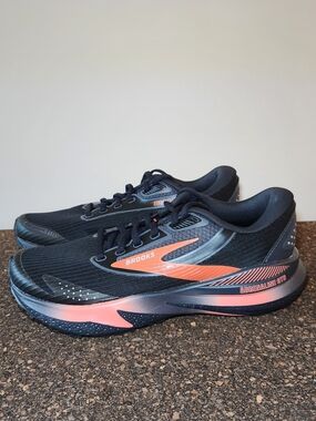 Brooks Adrenaline GTS 24 Weatherized Running Shoes Womens Size 7